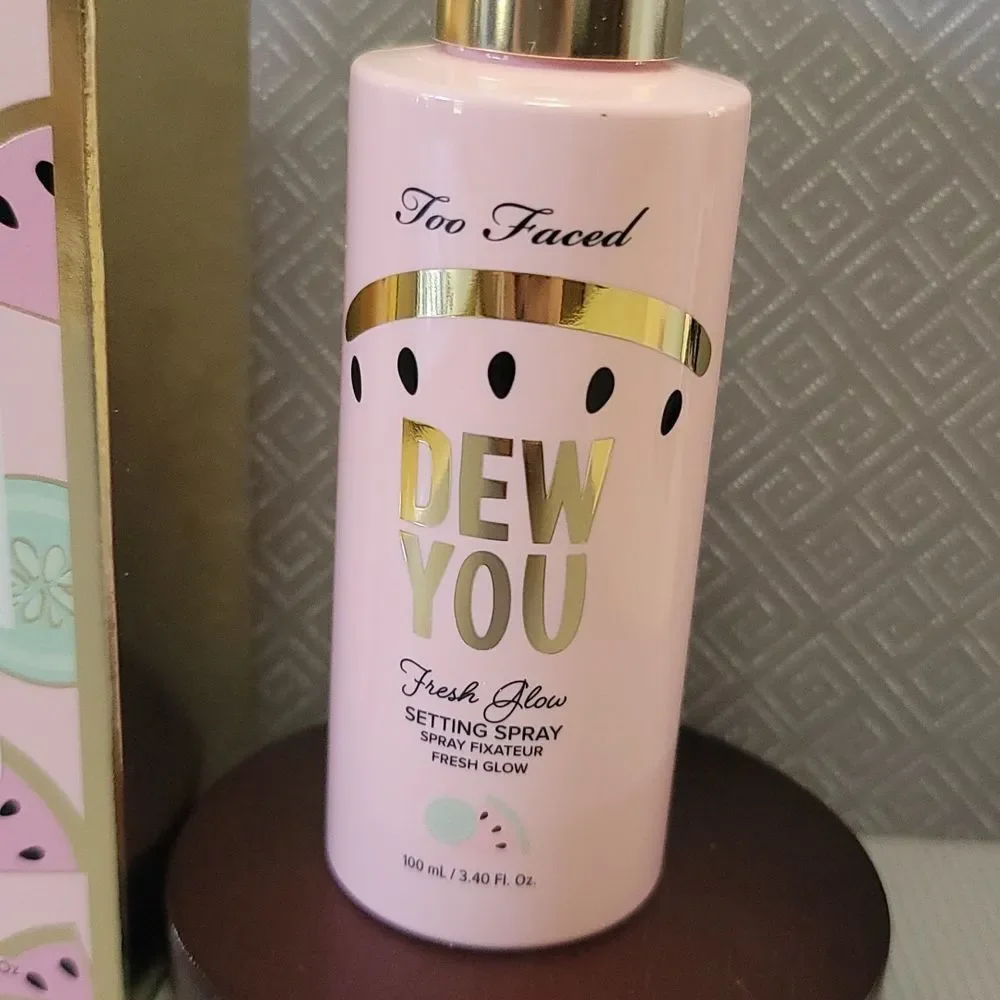 Too Faced Dew You Fresh Glow Setting Spray - Watermelon Dew (Sold Out Online) - Picture 4 of 6